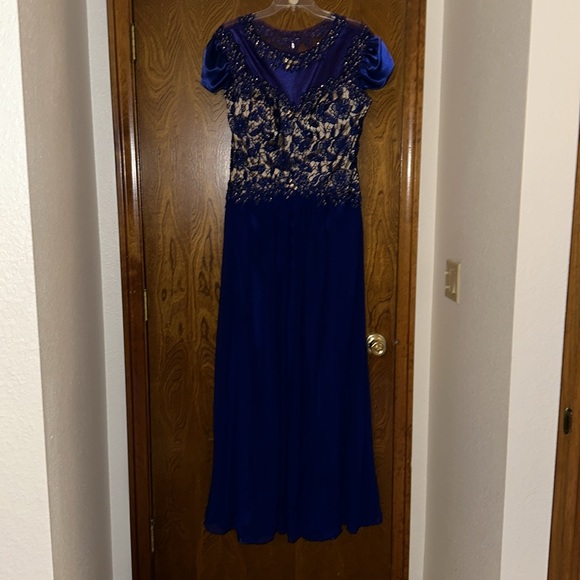 May Queen MAQ-MQ1180 Royal Blue Evening Gown - Picture 2 of 9